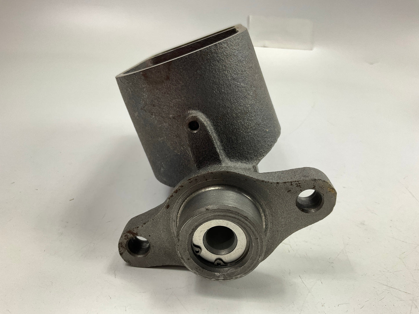 Missing Cap, Comes As Shown - Carquest E105893 Brake Master Cylinder