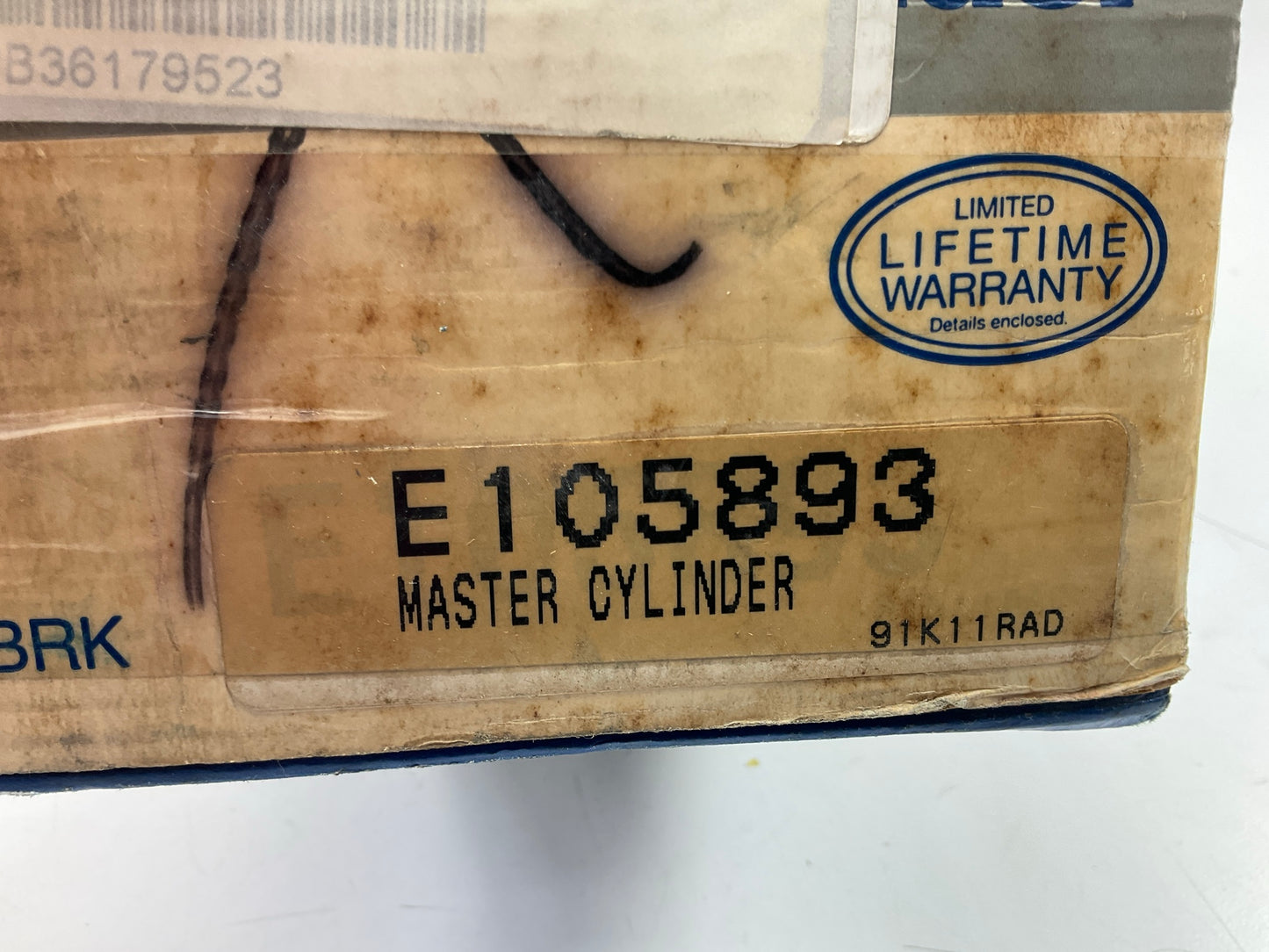 Missing Cap, Comes As Shown - Carquest E105893 Brake Master Cylinder