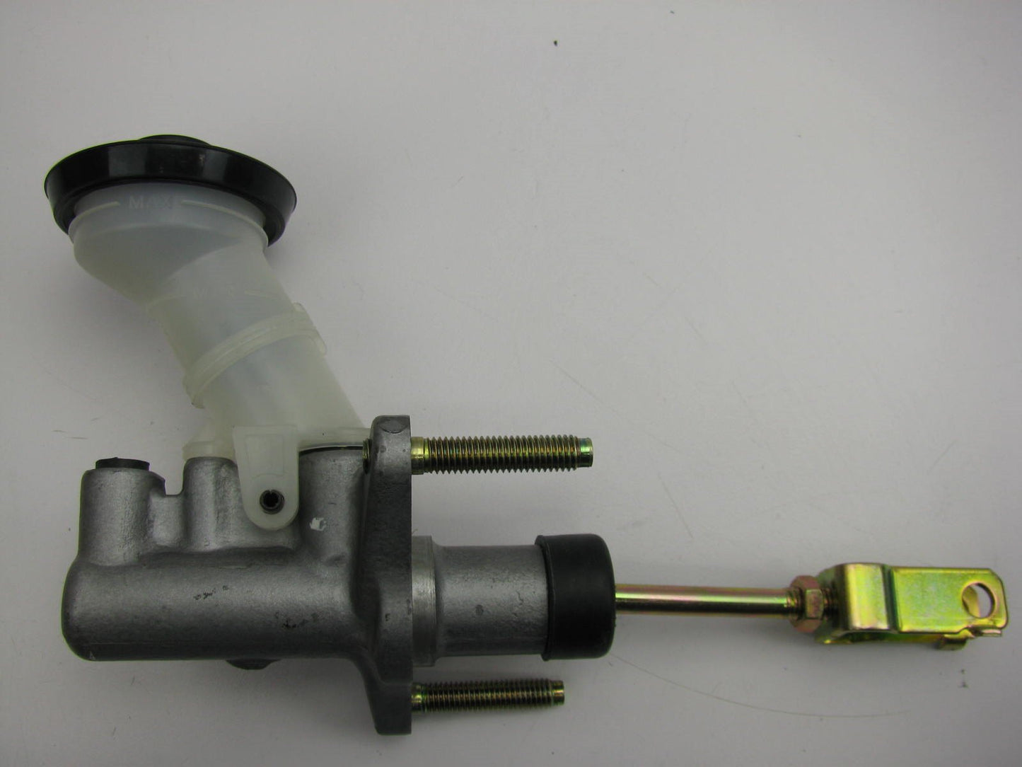 Carquest E150385 Clutch Master Cylinder For 1990-1997 Prizm 1990-1997 Corolla