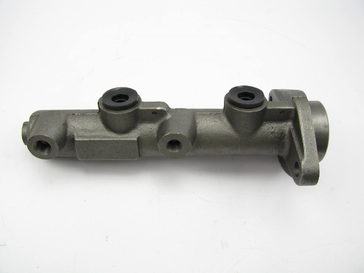 REMAN. Carquest E150642 Brake Master Cylinder W/O Resevoir