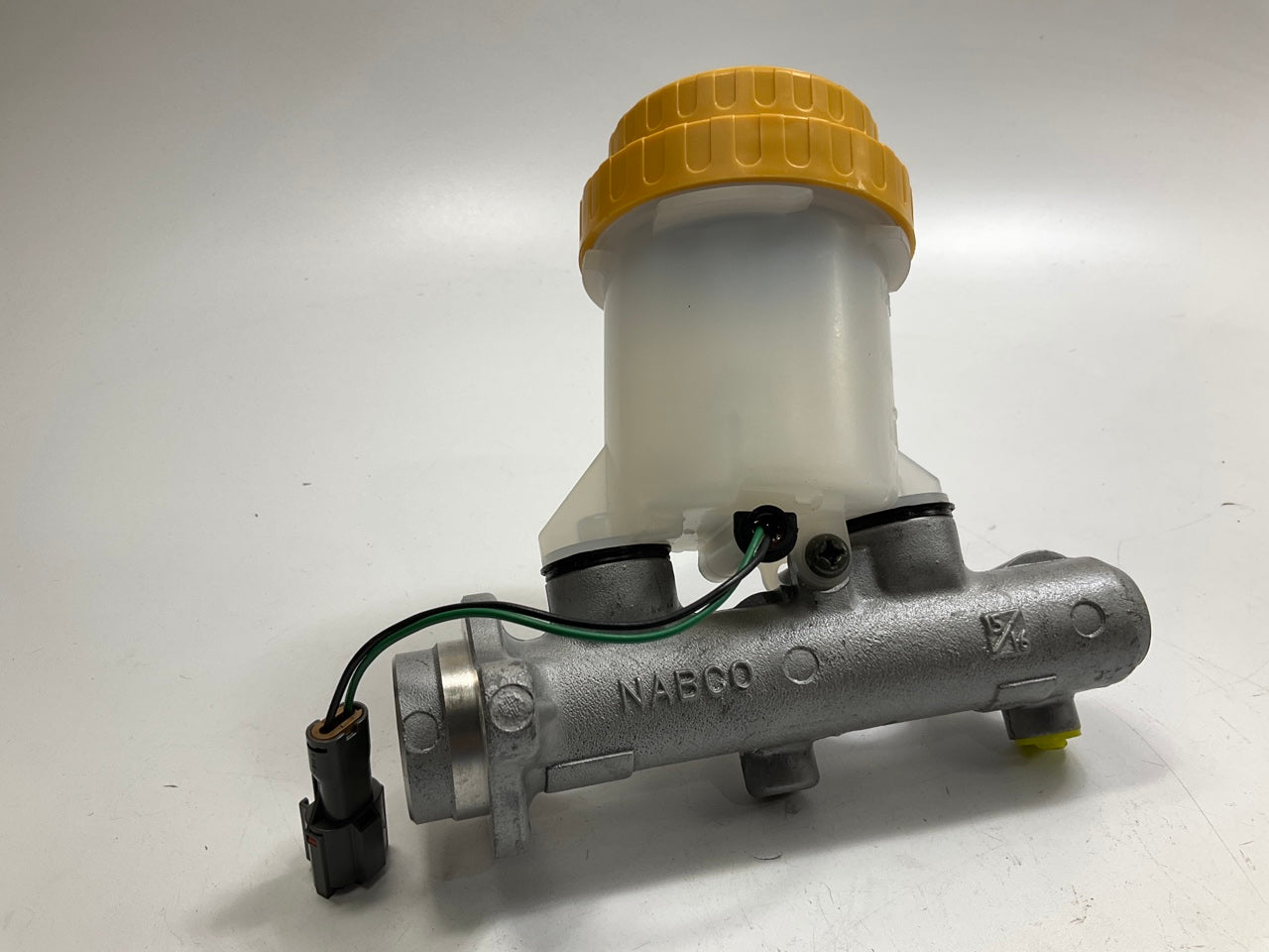 Carquest E151667 Brake Master Cylinder For 1996 Subaru Legacy MANUAL W/O ABS