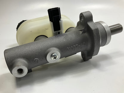 Carquest E151841 Brake Master Cylinder For 2002-2003 Ford E-150 Econoline RWD