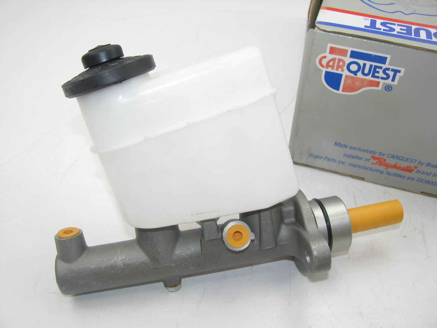 Carquest E151886 Brake Master Cylinder - 2002 Toyota Avalon (No Skid Control)