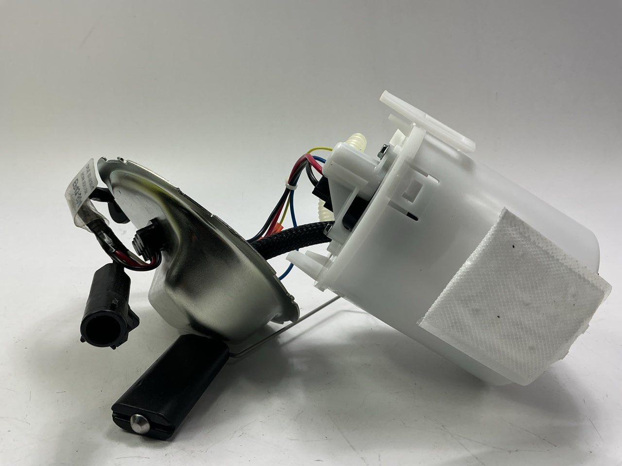 Carquest E2197M Fuel Pump Module Assembly For 1998 Escort & Tracer 2.0L-L4