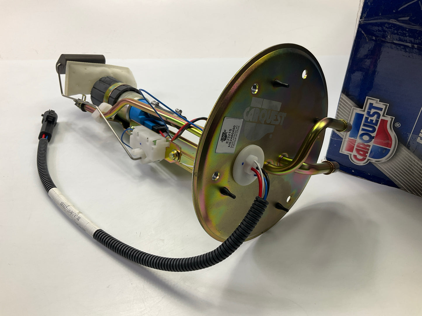 Carquest E2221S Fuel Pump And Sender Assembly For 1997-1998 Ford F-150, F-250