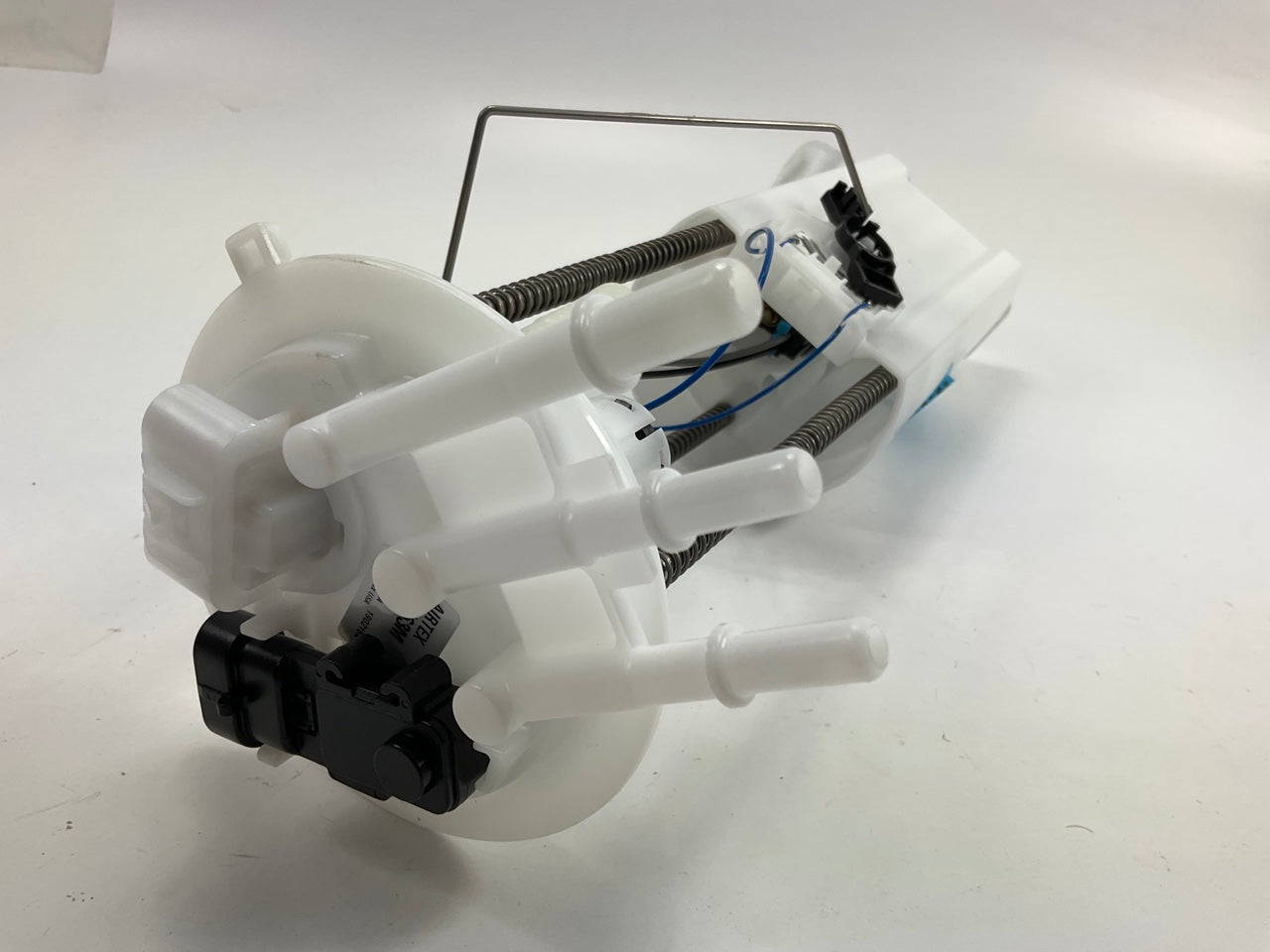 Carquest (Made By Aritex) E3563M Fuel Pump Module - 2002-2003 S10 Sonoma 4.3L V6