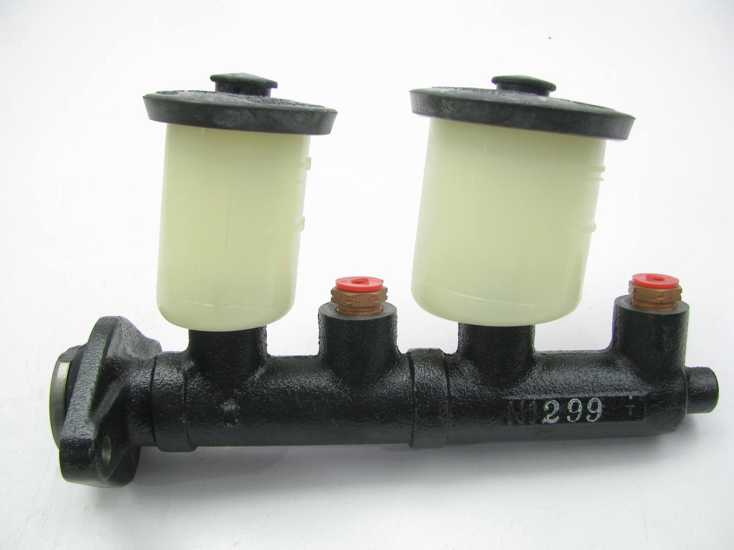 Carquest E96842 Brake Master Cylinder For 1978-1979 Toyota Corolla
