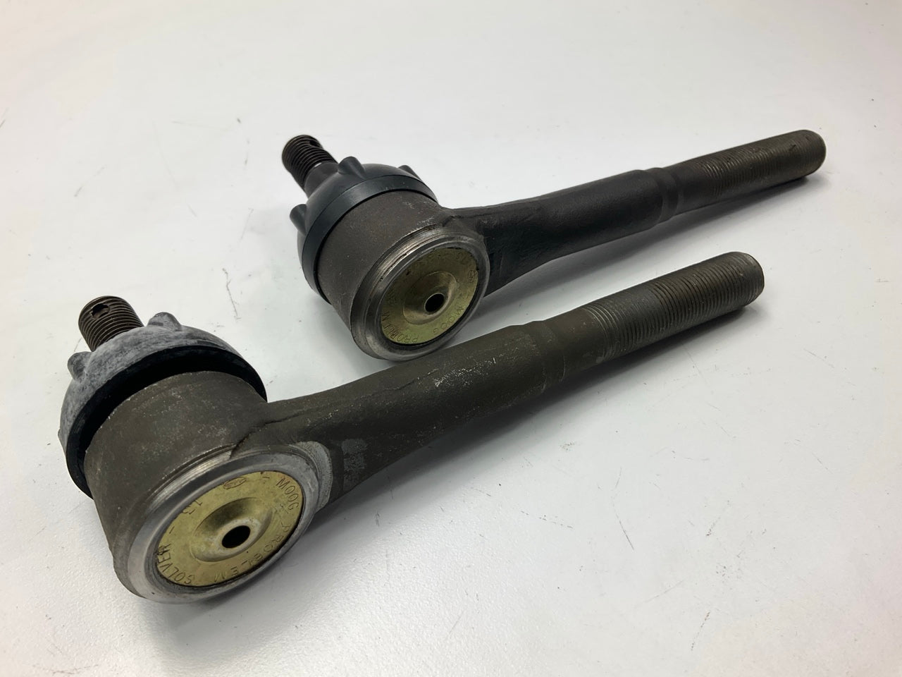 (2) Carquest ES2218RL Front Outer Steering Tie Rod Ends, Made By Moog