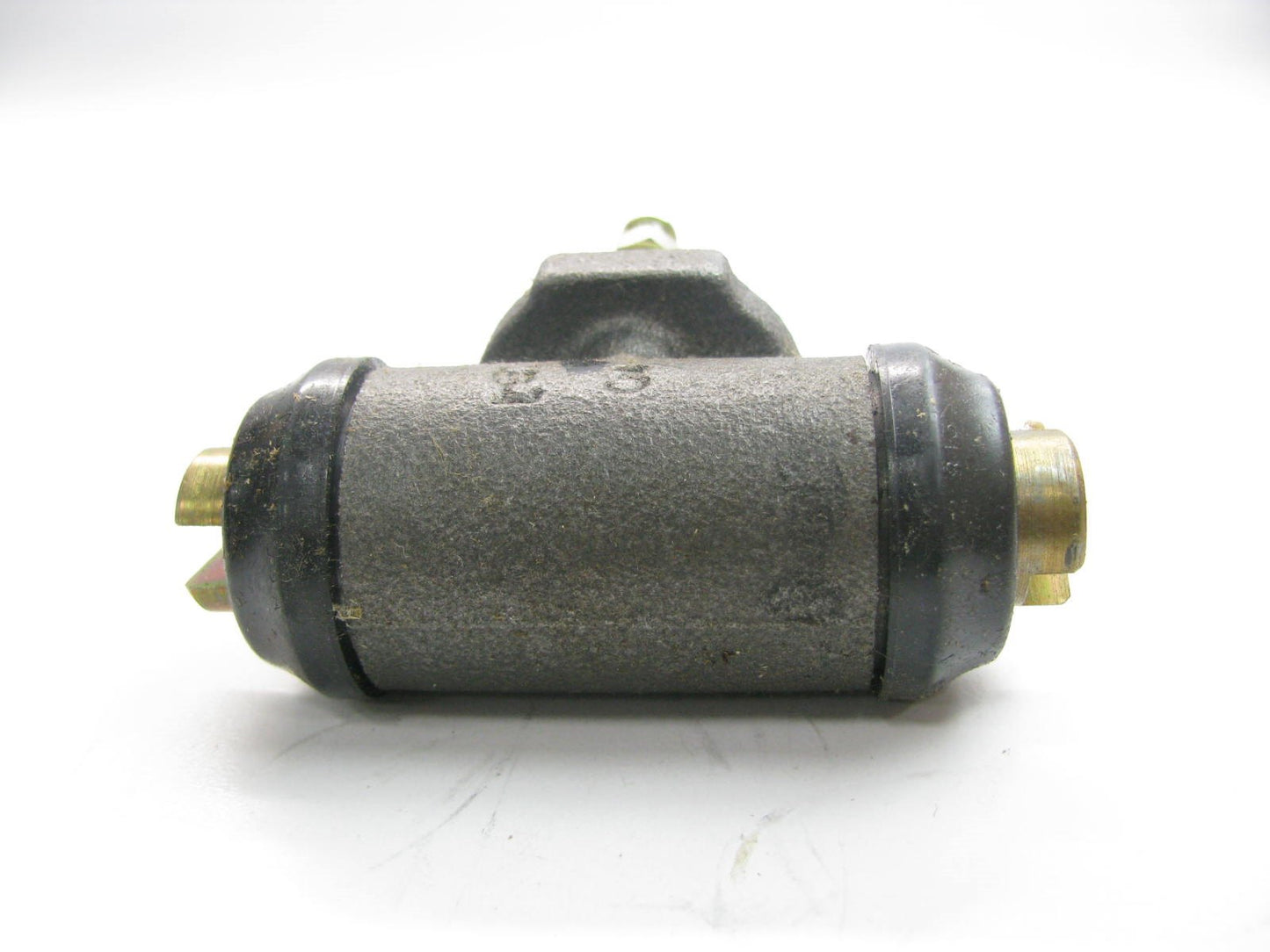 Carquest EW96615 Drum Brake Wheel Cylinder - Rear