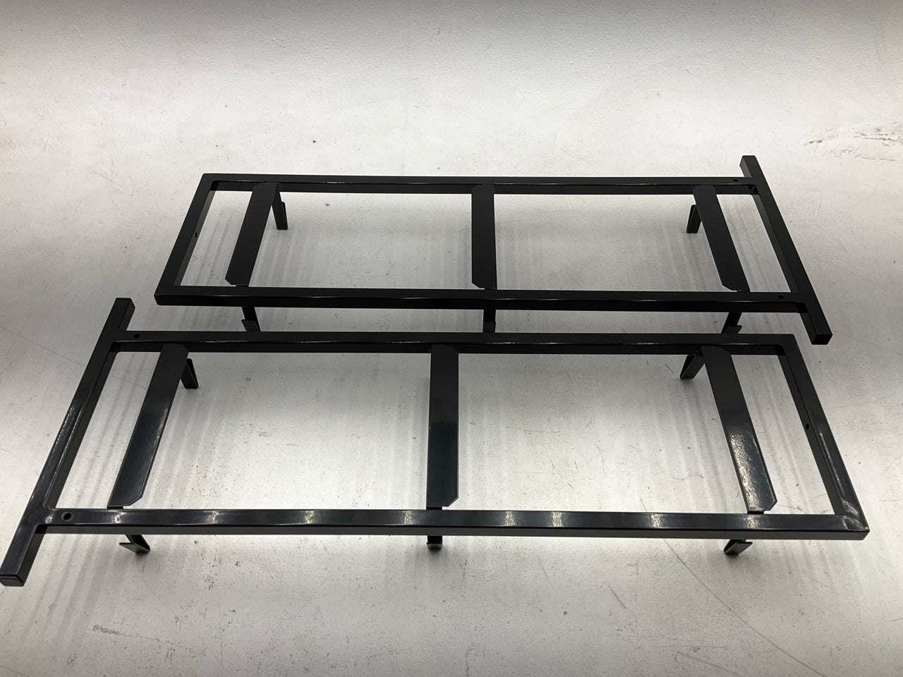 Carquest EZSNAP9 12V Auto Battery Rack Display / Sales Rack - HOLDS 9 BATTERIES