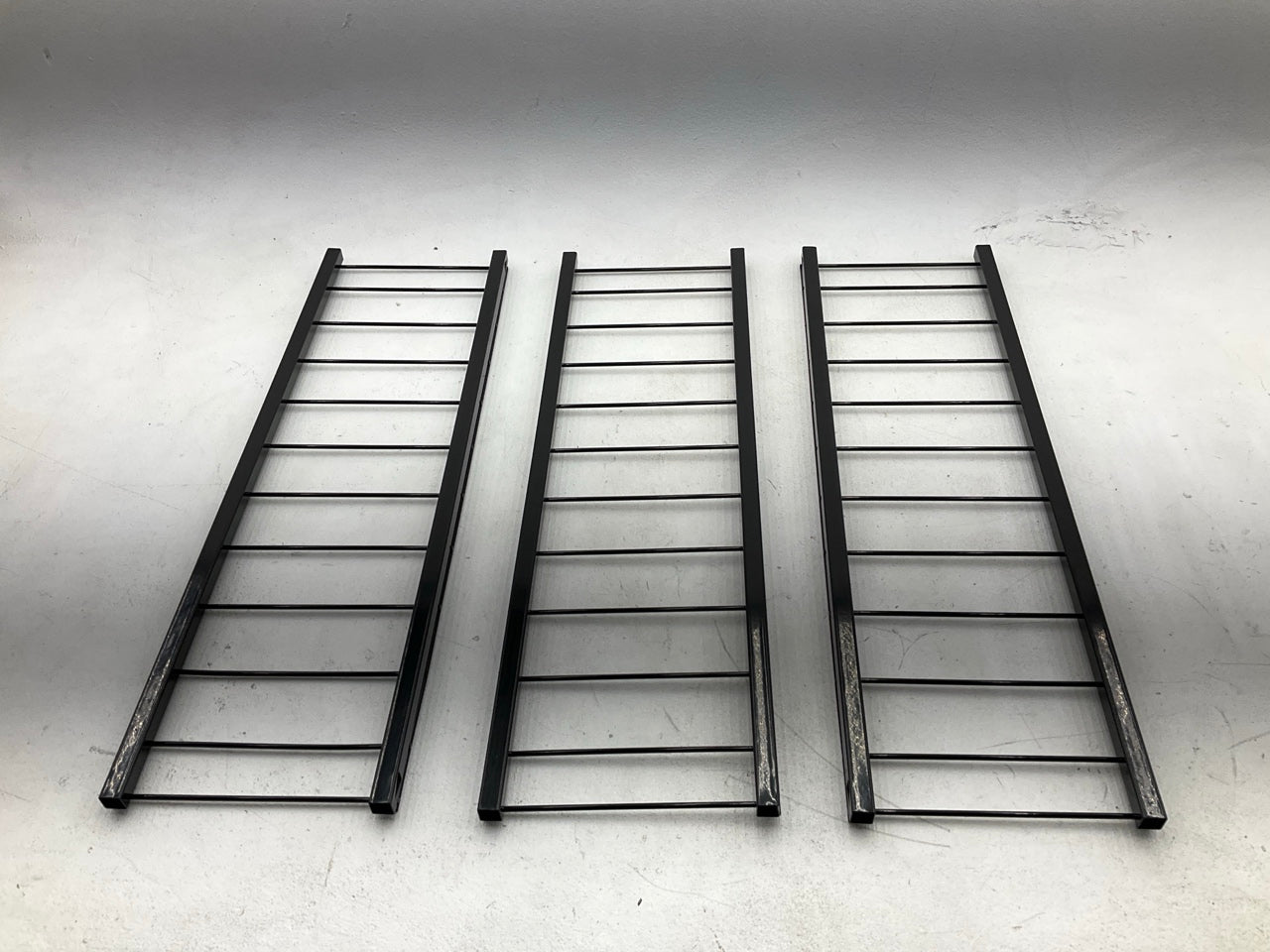 Carquest EZSNAP9 12V Auto Battery Rack Display / Sales Rack - HOLDS 9 BATTERIES