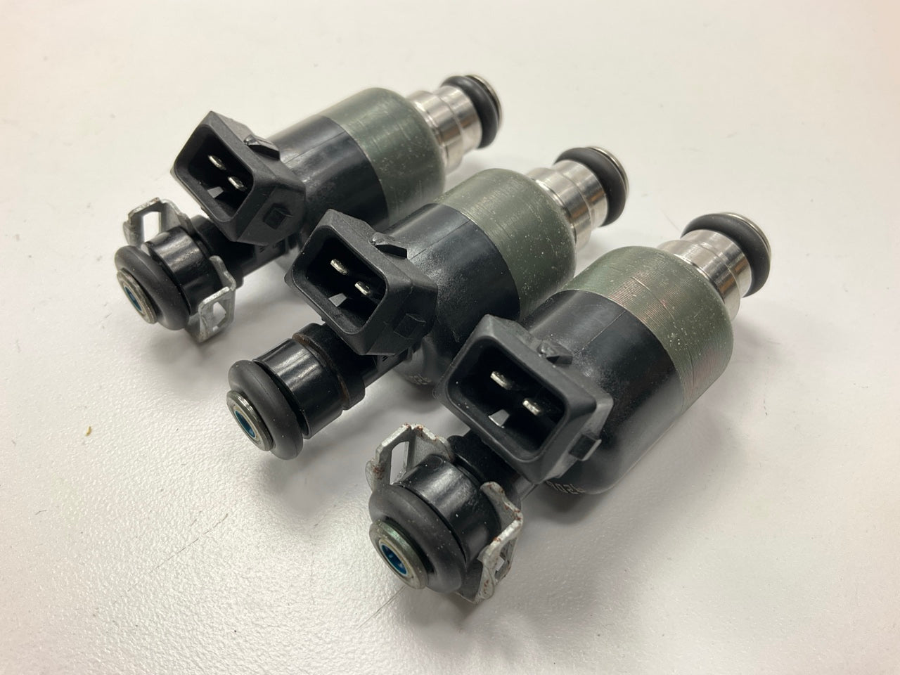 (6) Carquest FJ-64 Fuel Injector -  OEM Rochester / GM # 5235136