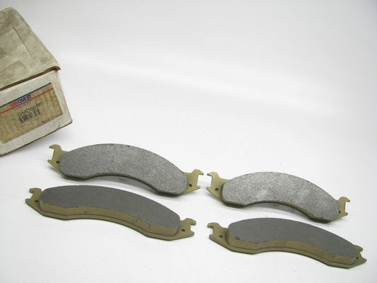 Carquest GMD557F FRONT Brake Pads - 1992-1994 Ford E-250 E-350 Econoline