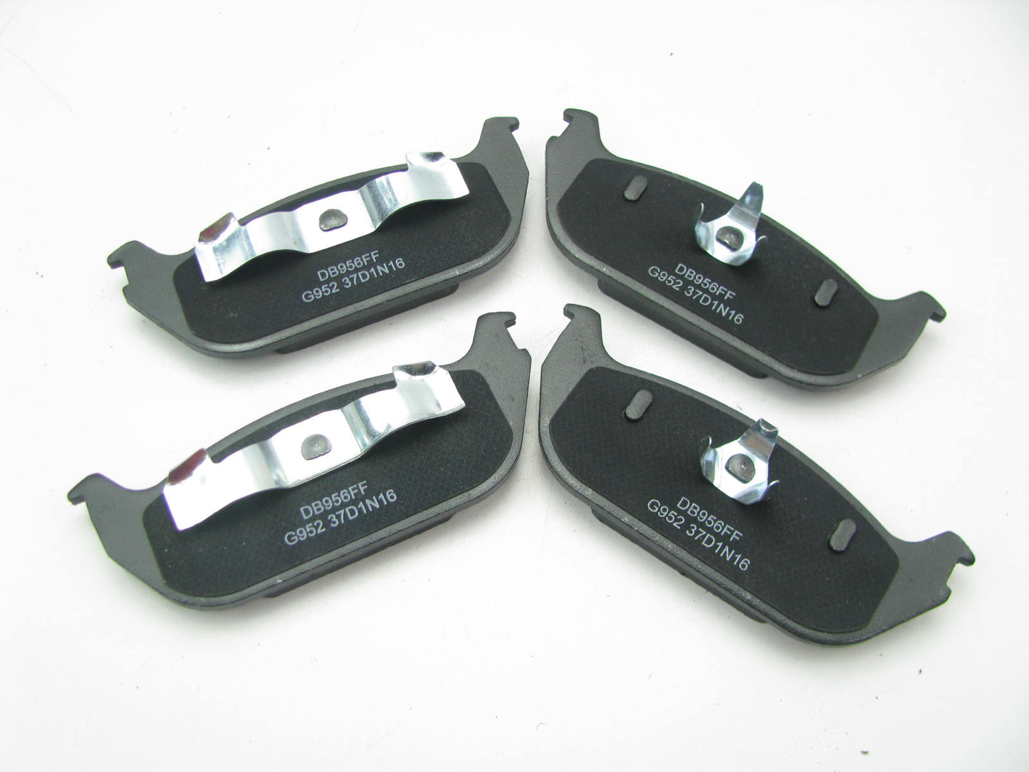 Carquest GMKD952 REAR Brake Pads - 2003-2005 Lincoln Aviator
