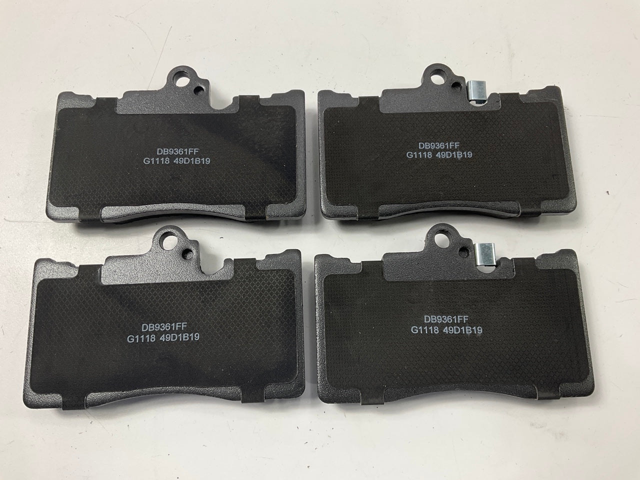 Carquest GNAD1118 Front Ceramic Disc Brake Pads