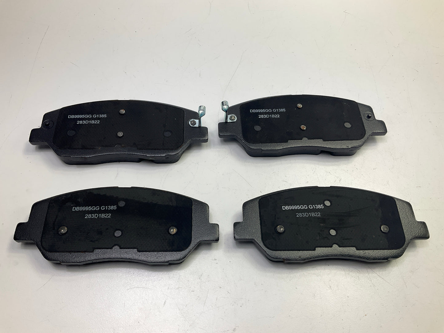Carquest GNAD1385 Front Ceramic Disc Brake Pads For 2009-2010 Kia Borrego