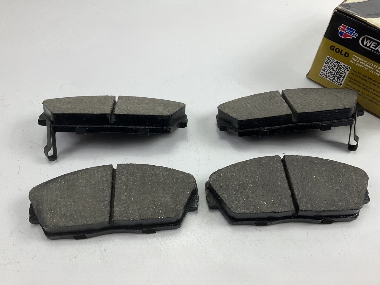Carquest GNAD409 Front Brake Pads - PADS ONLY AS SHOWN