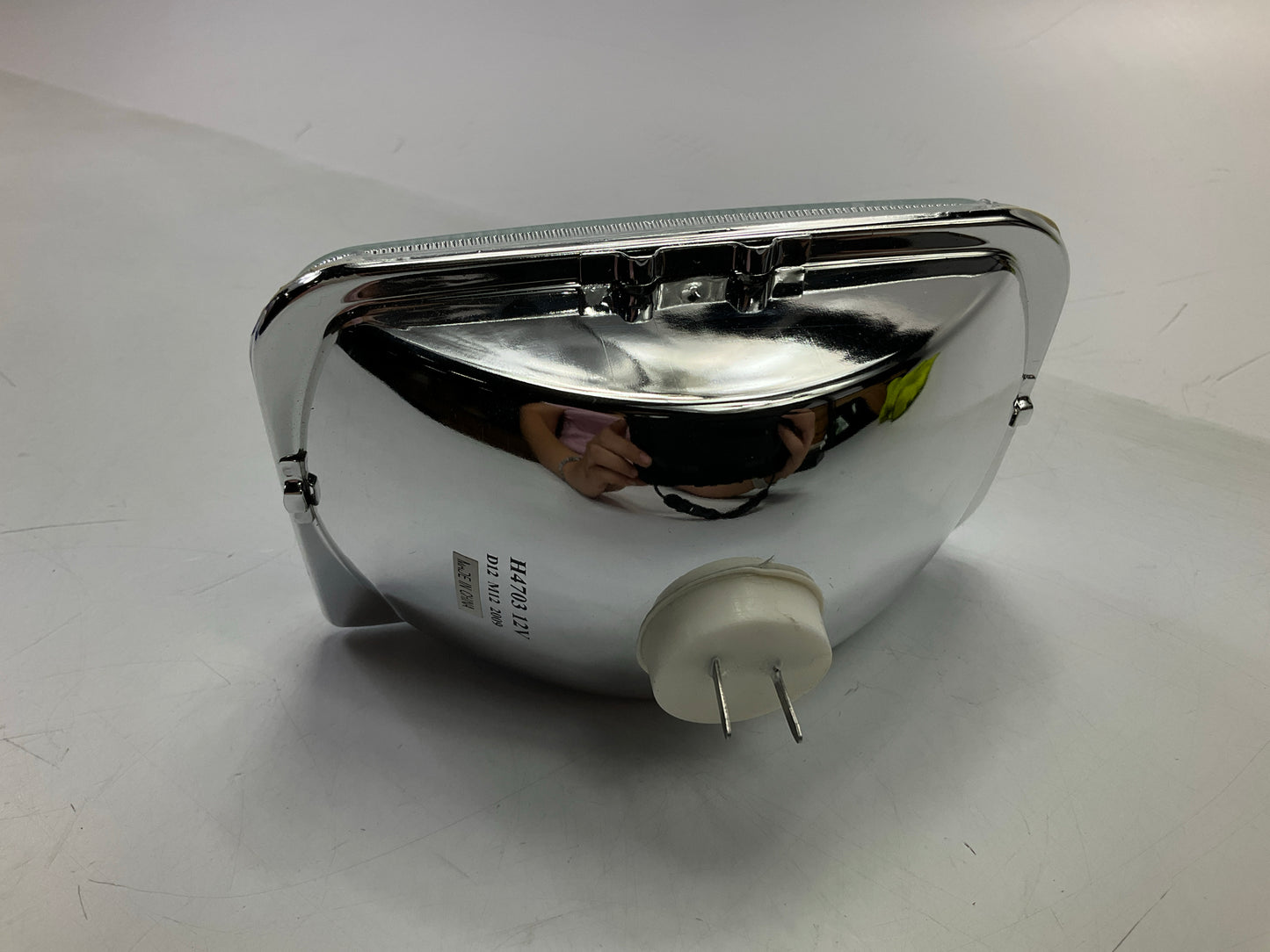 Carquest H4703 Sealed Beam Headlight Headlamp Bulb