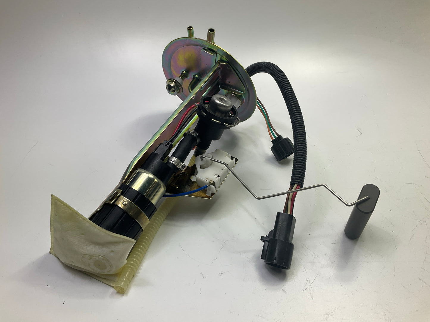 Carquest (Carter) HS2521077 Fuel Pump With Fuel Level Sender - 1999 Ford Ranger