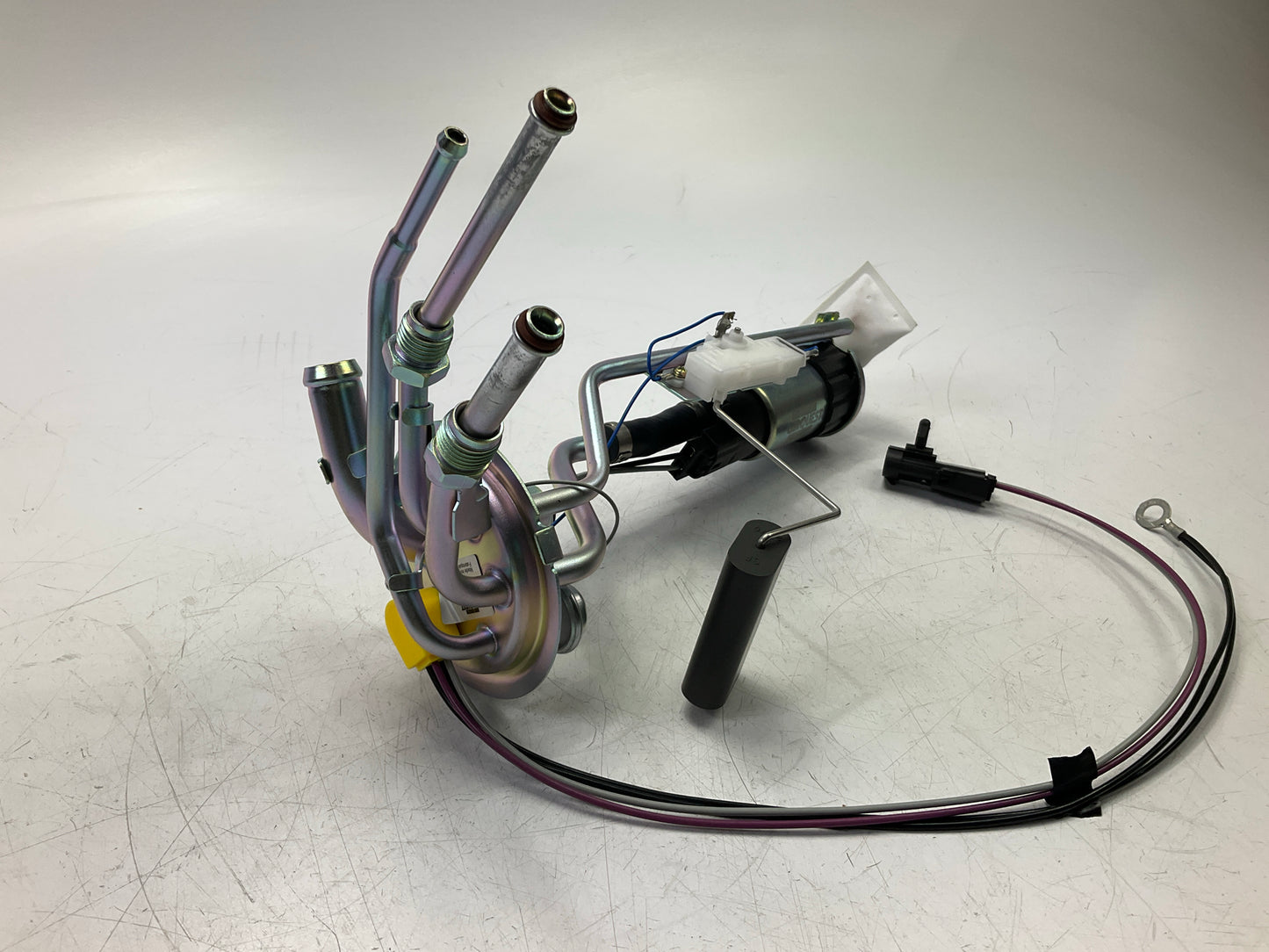 Carquest HS2521091 Fuel Pump And Sender Assembly