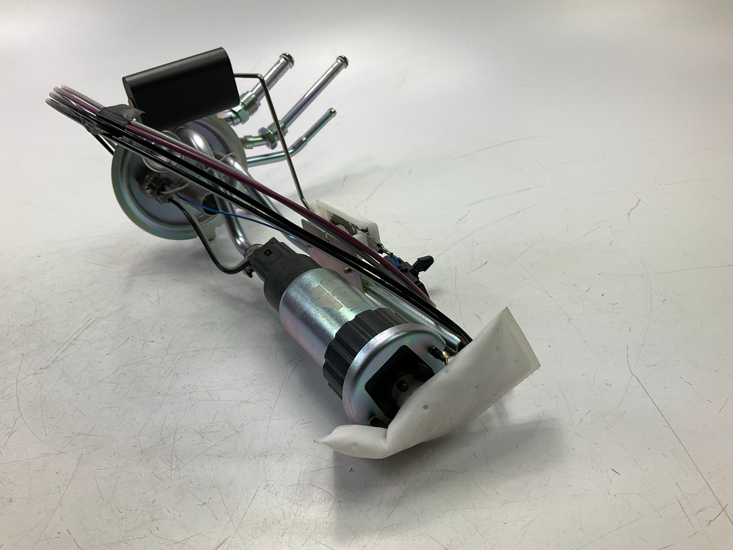 Carquest HS2521091 Fuel Pump And Sender Assembly