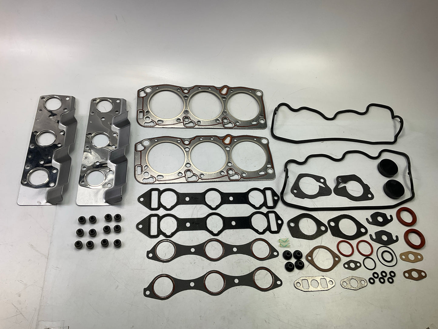 Carquest HS5765-1 Cylinder Head Gasket Set For 1990-2000 Chrysler 3.0L-V6