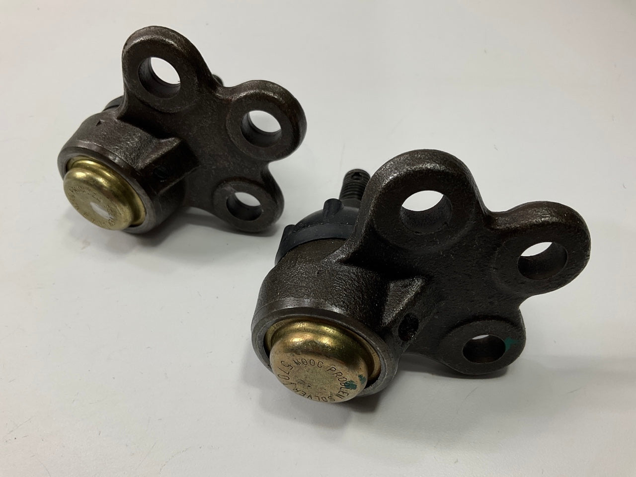 (2) Carquest K5303 Front Lower Ball Joints - 88-91 Buick Reatta, 86-96 Riviera