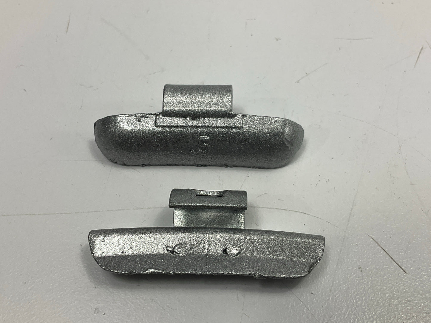 (24) Carquest LH050 LH-Series Lead Clip-On Wheel Weights, 0.50 Oz