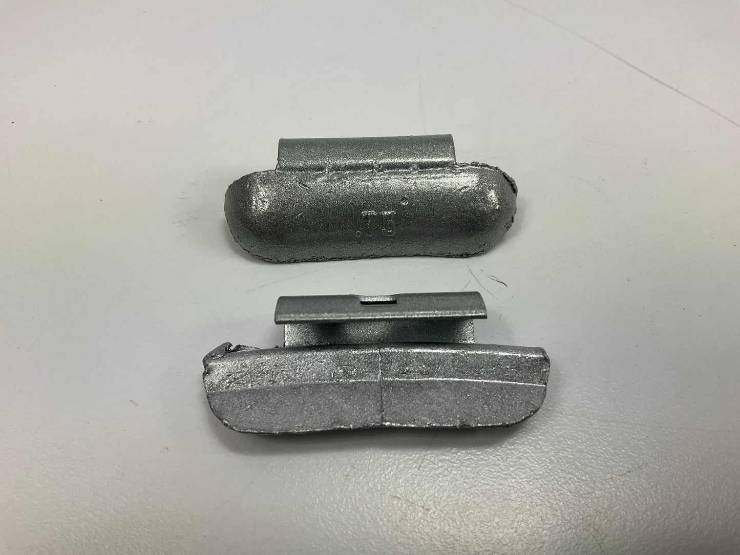 (25) Carquest LH075 LH-Series Lead Clip-On Wheel Weights, 0.75 Oz