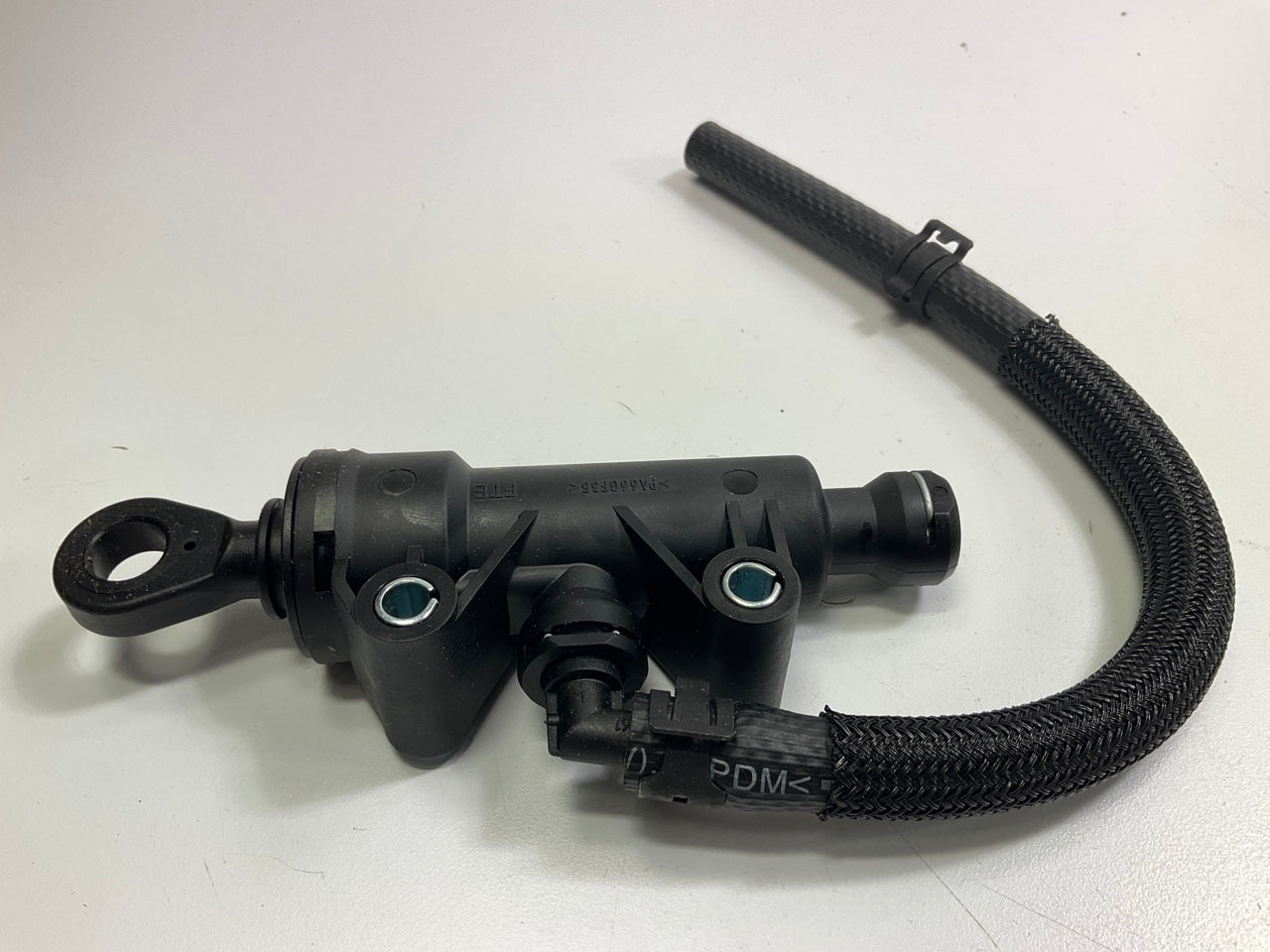 Carquest M0728 Clutch Master Cylinder For 2005-2007 Ford Mustang GT