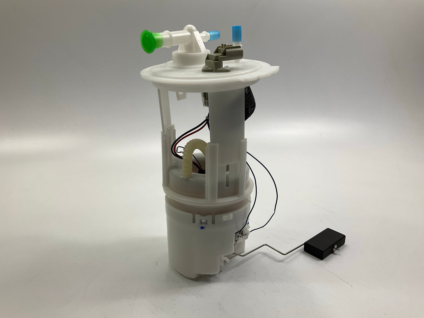 Carquest M2290669 Fuel Pump Module For 2003-2006 Chrysler Sebring, Stratus