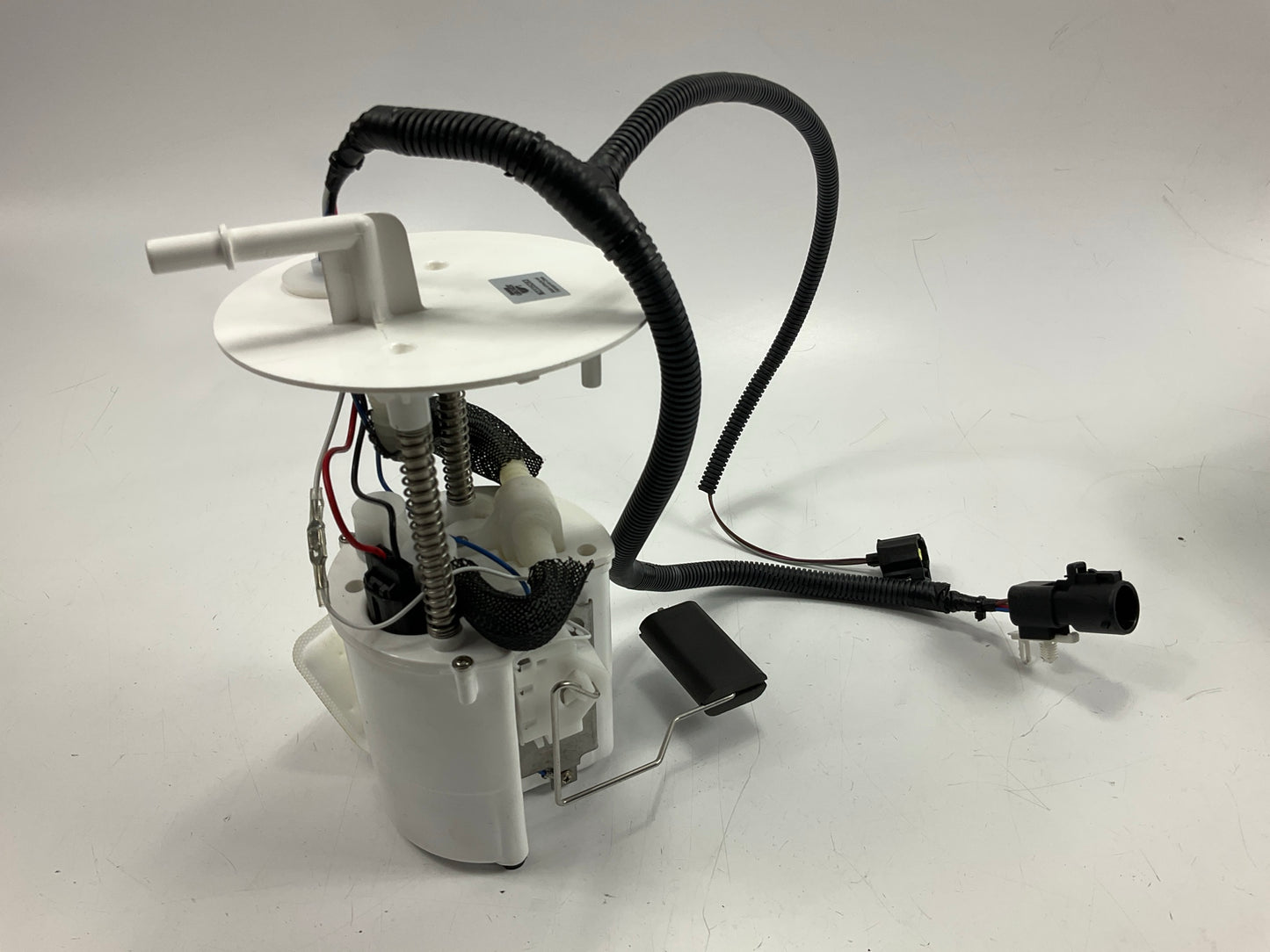 Carquest M2335283 Fuel Pump Module Assembly For 2000 Taurus, Sable 3.0L-V6