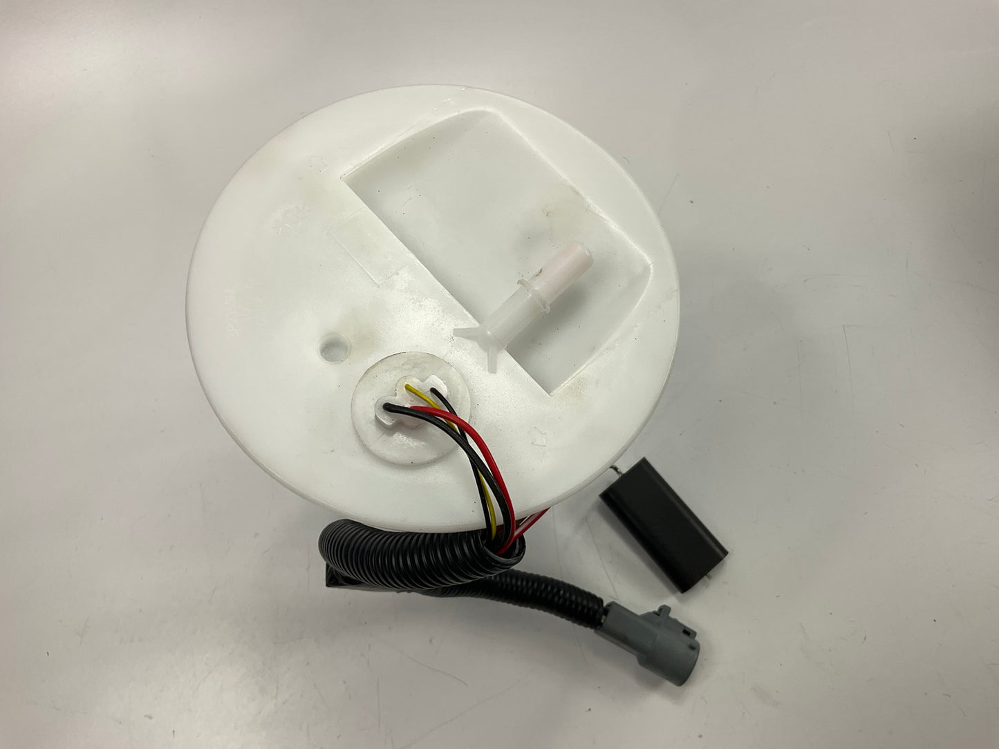 Carquest M2425963 Fuel Pump Module Assembly For 2004 Explorer, Mountaineer