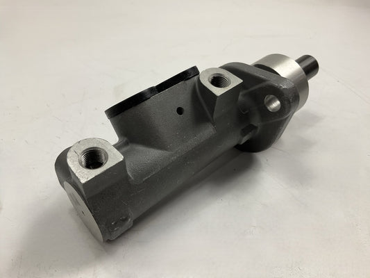 Carquest MCA390271 Brake Master Cylinder