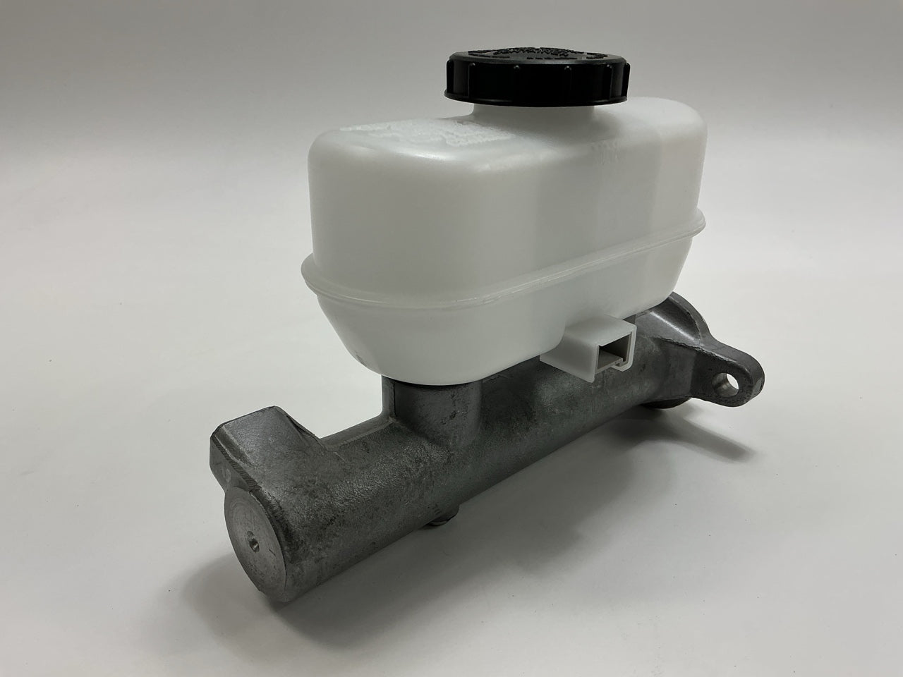 Carquest MCA39632 Brake Master Cylinder