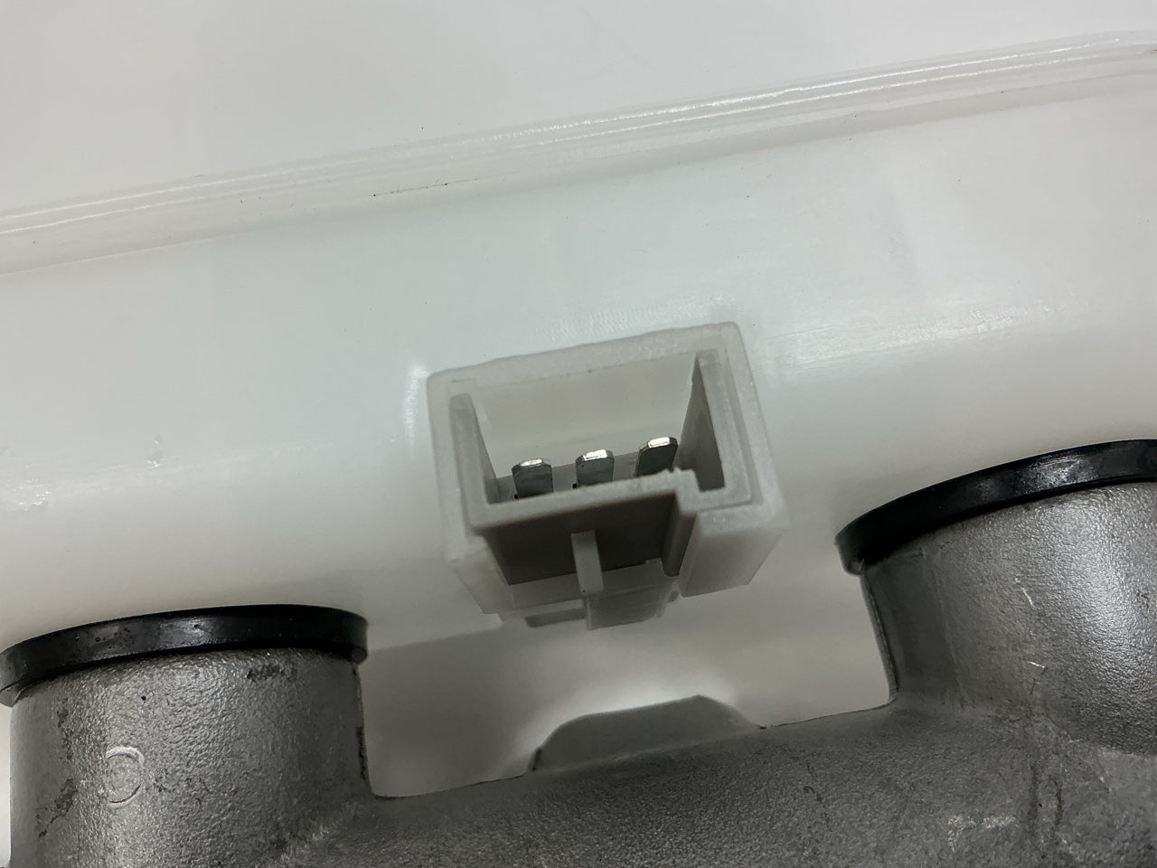 Carquest MCA39632 Brake Master Cylinder