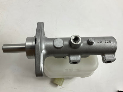 Carquest MCA630421 Brake Master Cylinder For 2003-2005 Explorer, Mountaineer