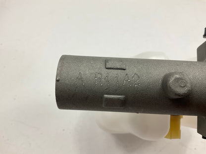Carquest MCA630425 Brake Master Cylinder 2003-07 Ford Escape, 2005-06 Tribute