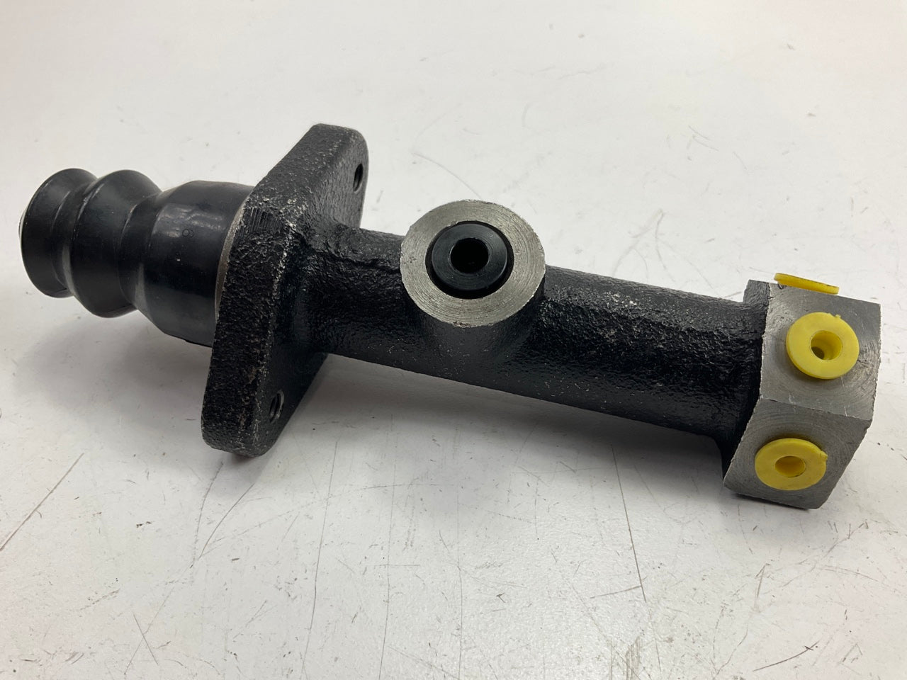 Carquest MCA90547 Brake Master Cylinder