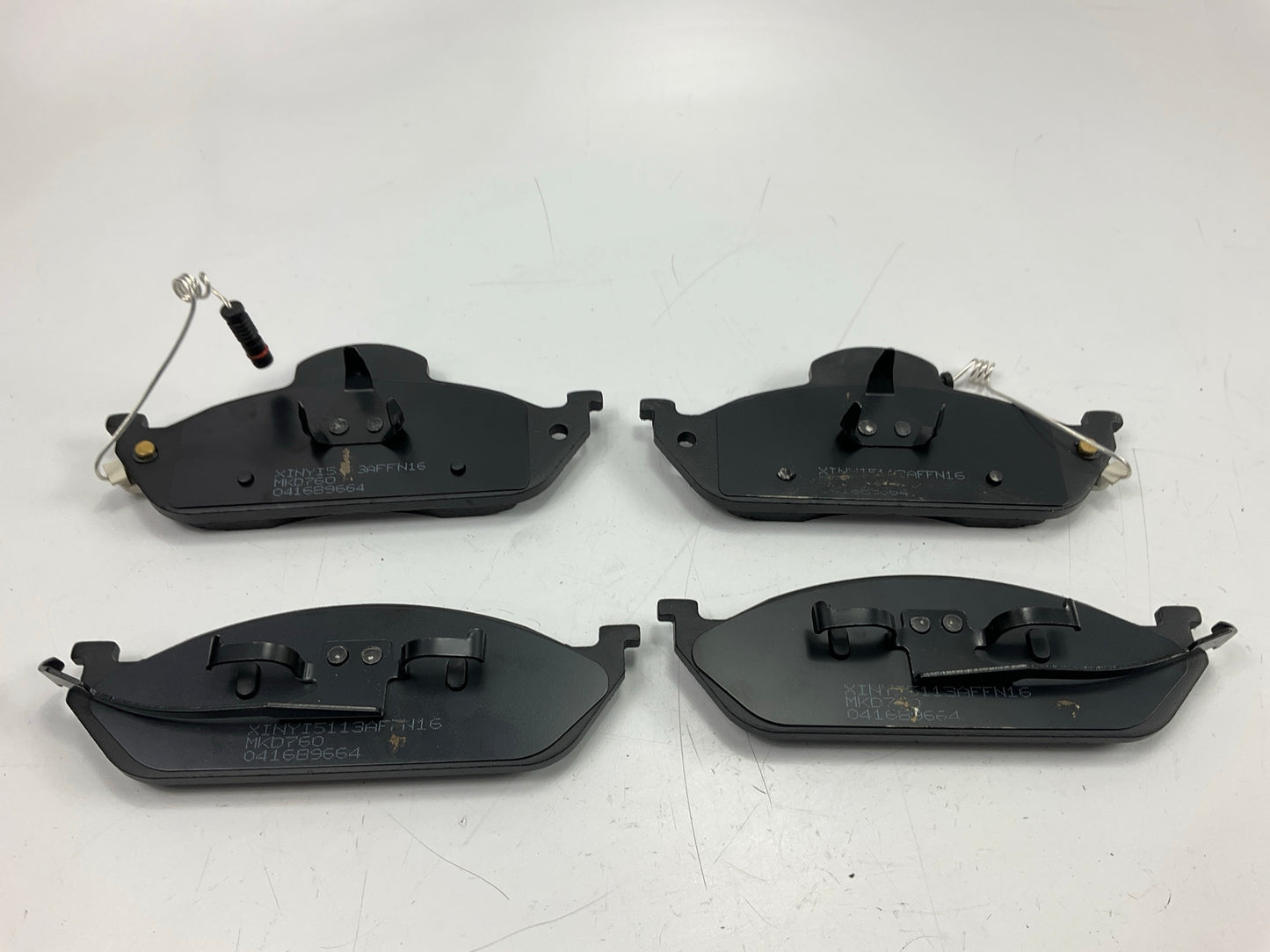 Carquest MKD760 Front Semi-Metallic Disc Brake Pads