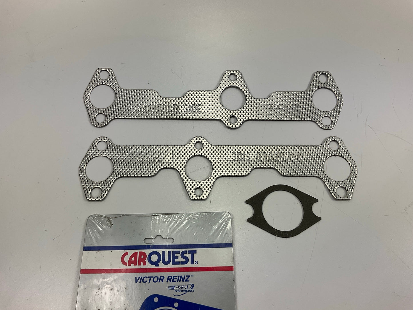 Carquest MS15310 Exhaust Manifold Gasket Set