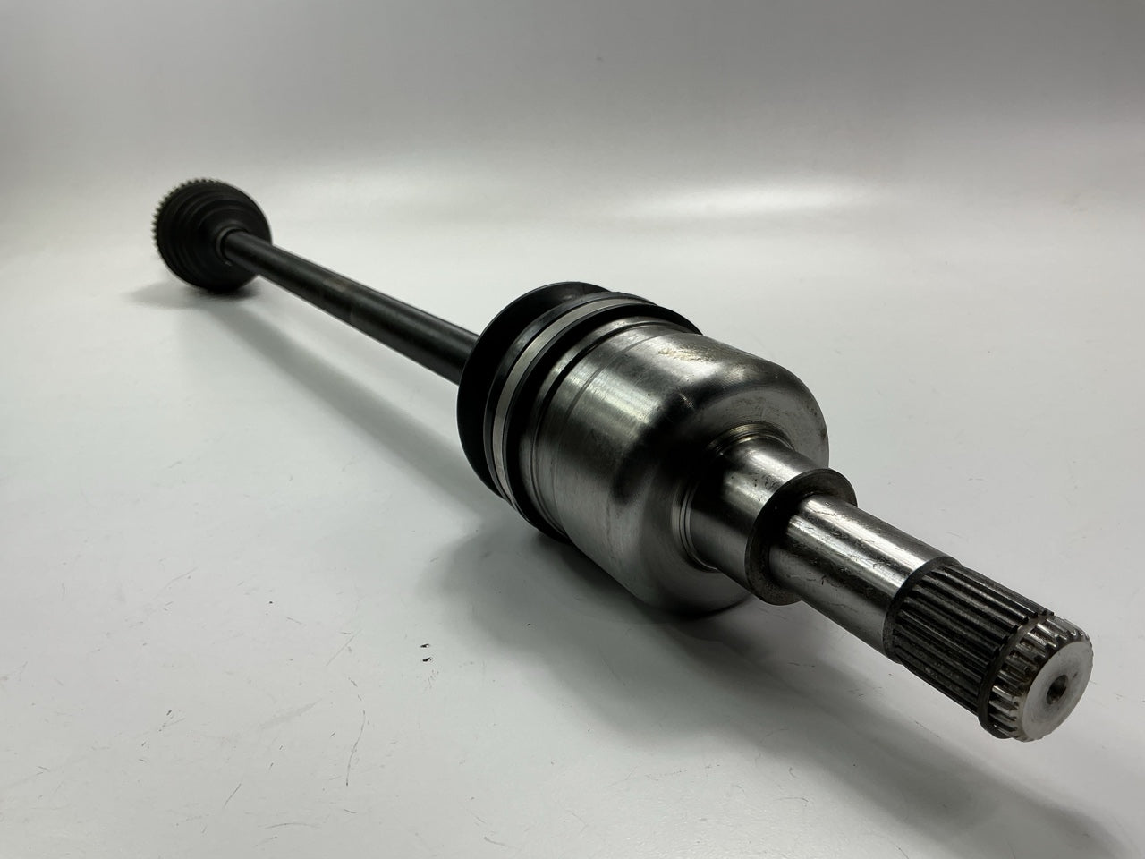 Carquest NCV12564 Front Right CV Axle For 04-09 Chrysler PT Cruiser Manual Trans