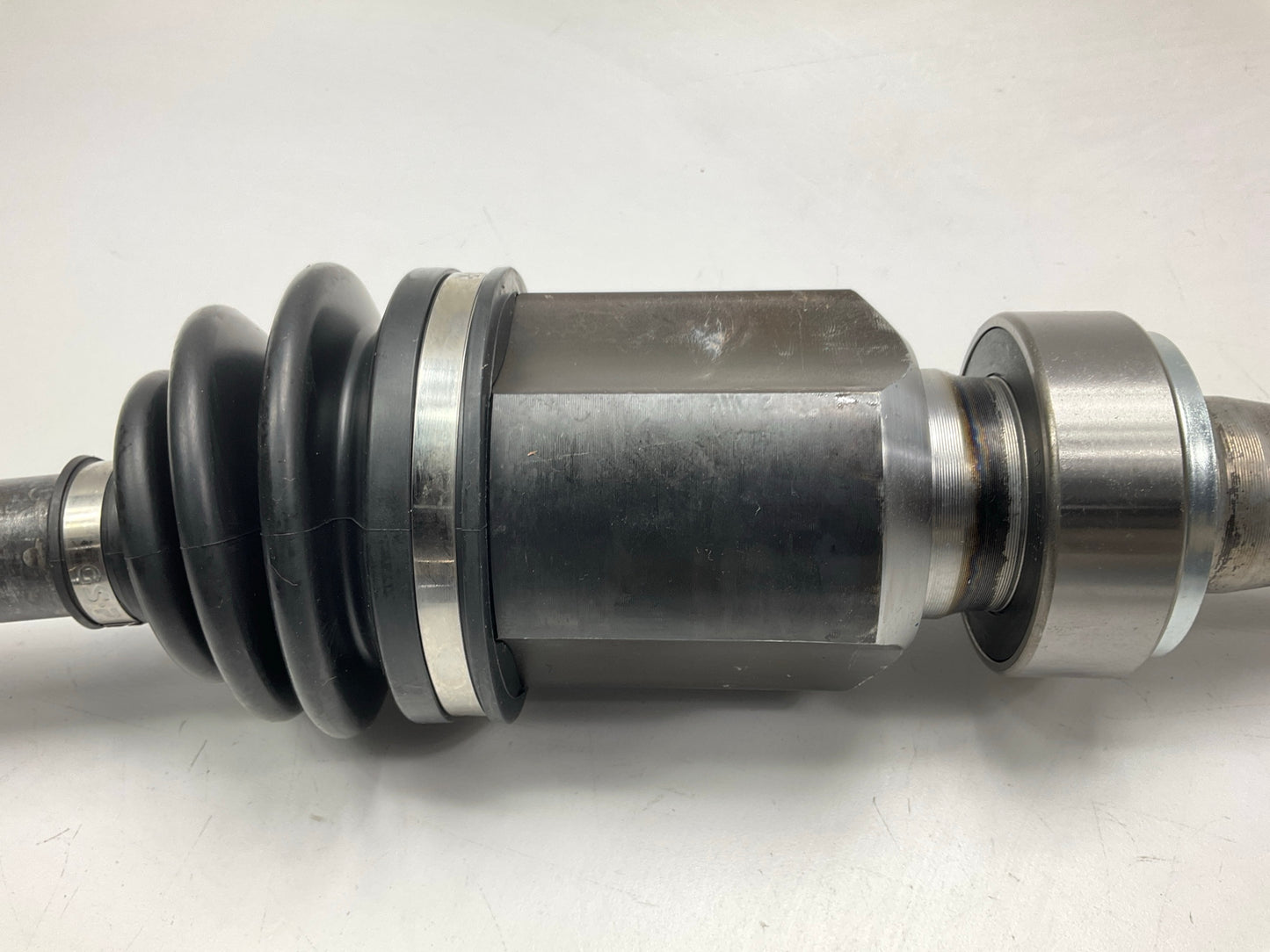 Carquest NCV69608 Front Right CV Axle For 2004-2010 Toyota Sienna