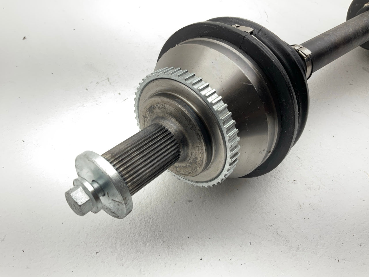Carquest NCV73523 Front Right CV Axle 2001-09 Volvo S60, 2001-07 V70 AUTO TRANS