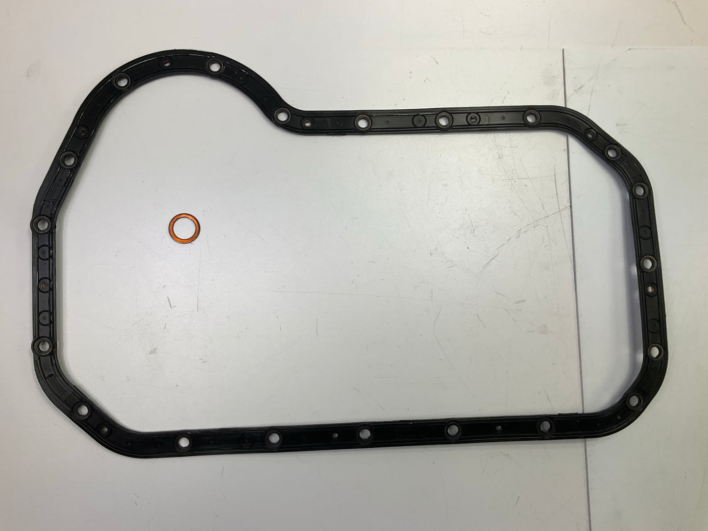 Carquest OS32229 Engine Oil Pan Gasket For 1993-2002 Volkswagen 2.0L-L4