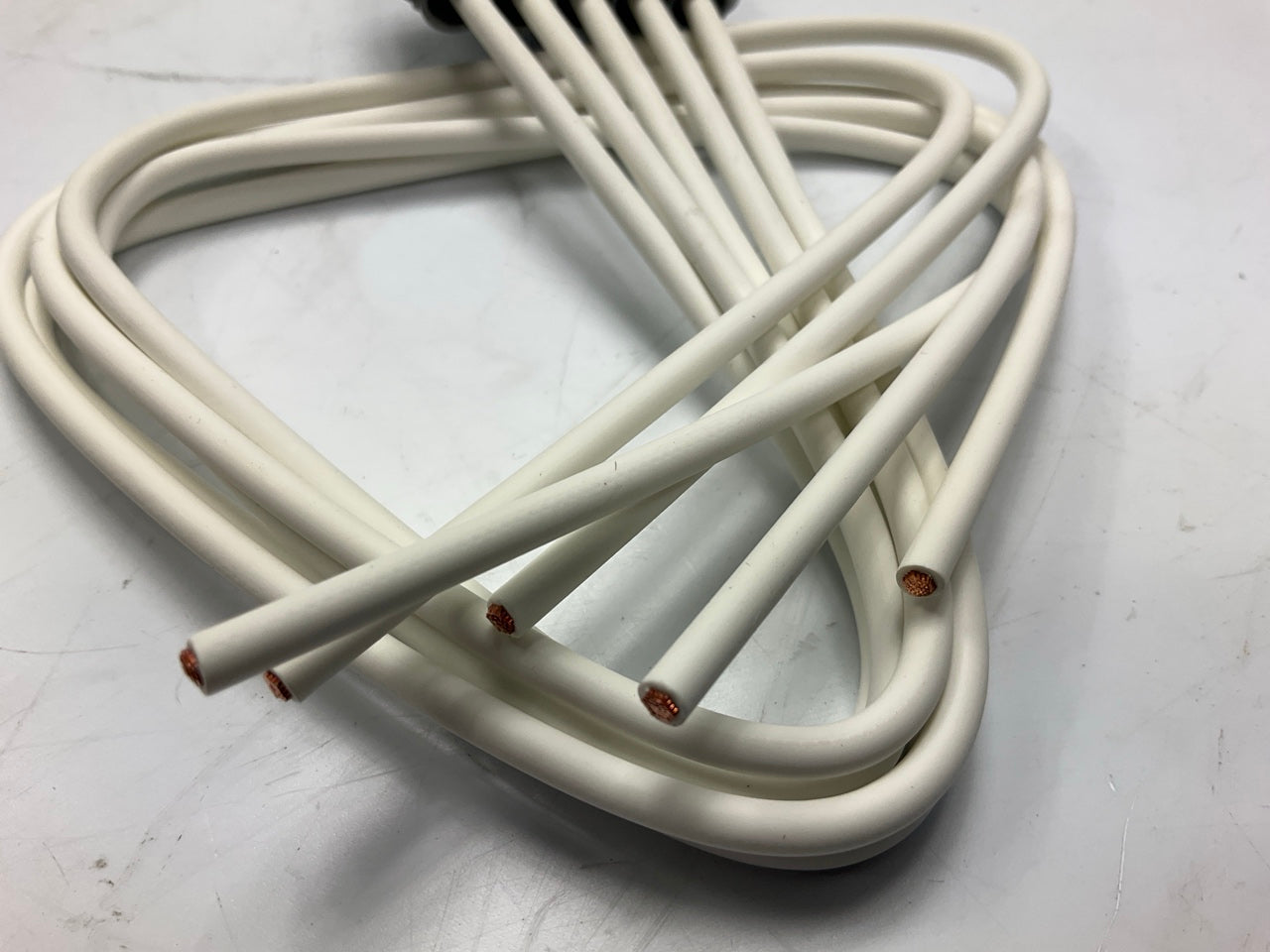 Carquest PTA1698 Instrument Panel Harness Connector