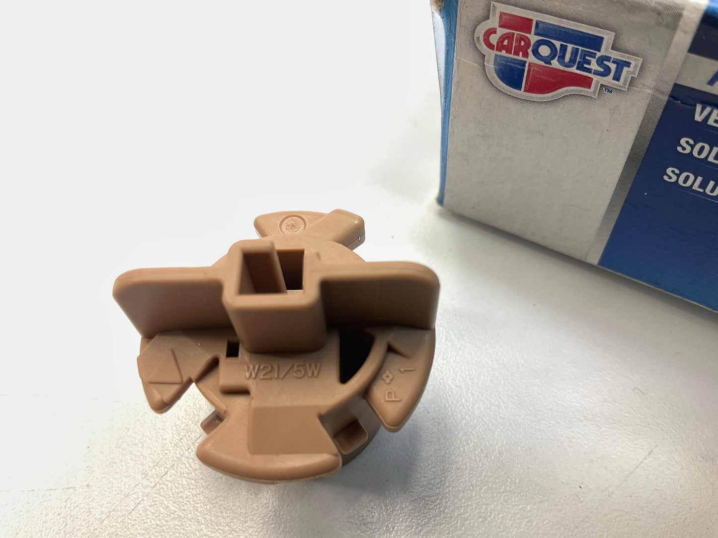 Carquest PTA3338 Combination Light Lamp Bulb Socket Holder 01-07 Highlander