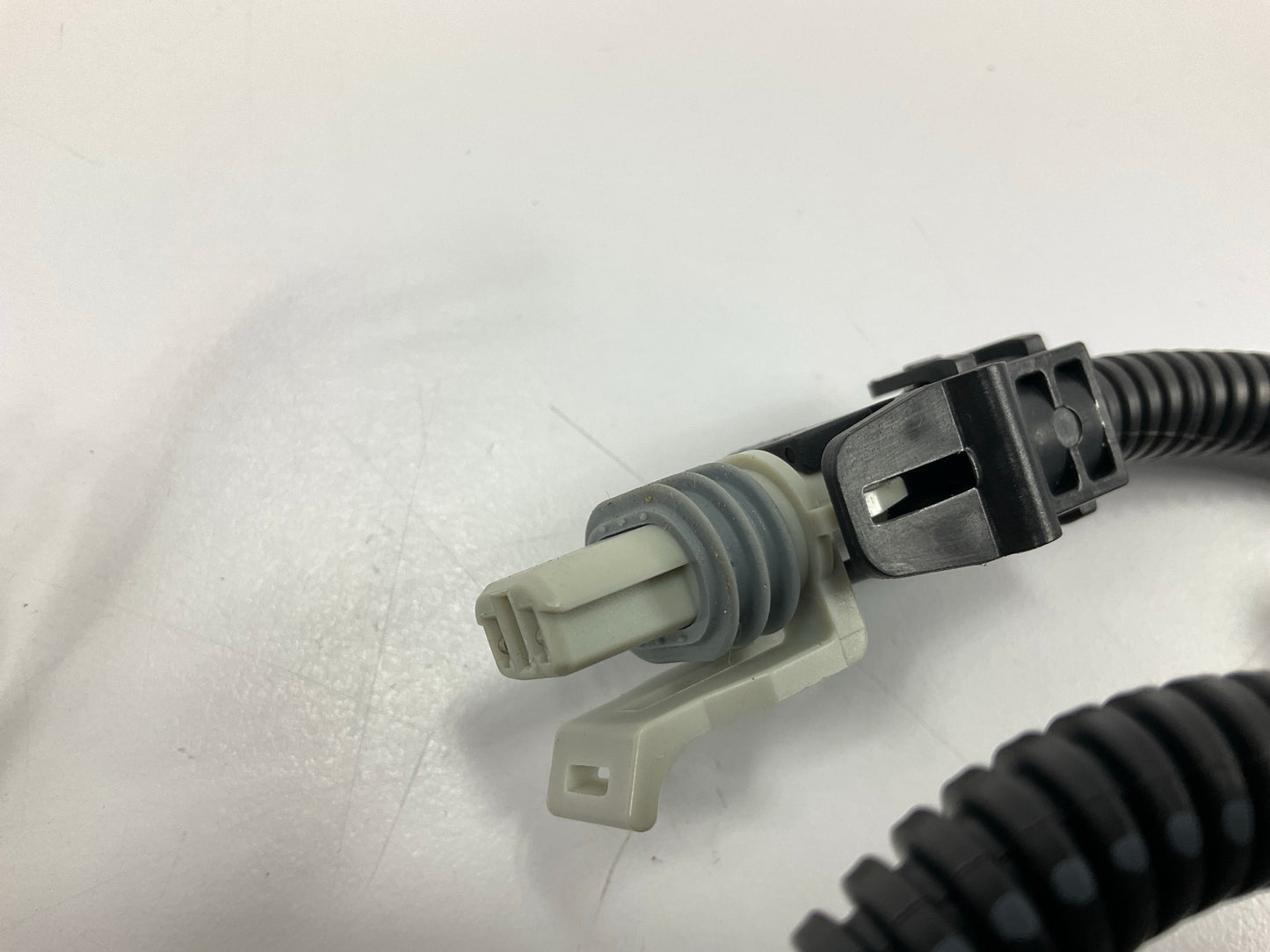 Carquest PTC1363 Front Right ABS Wheel Speed Sensor Connector