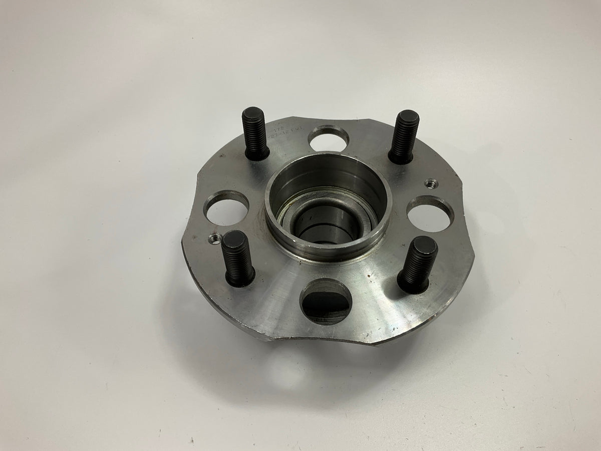 Carquest R512172 Rear Wheel Bearing Hub For 1997-1999 Acura CL, 1994-97 Accord