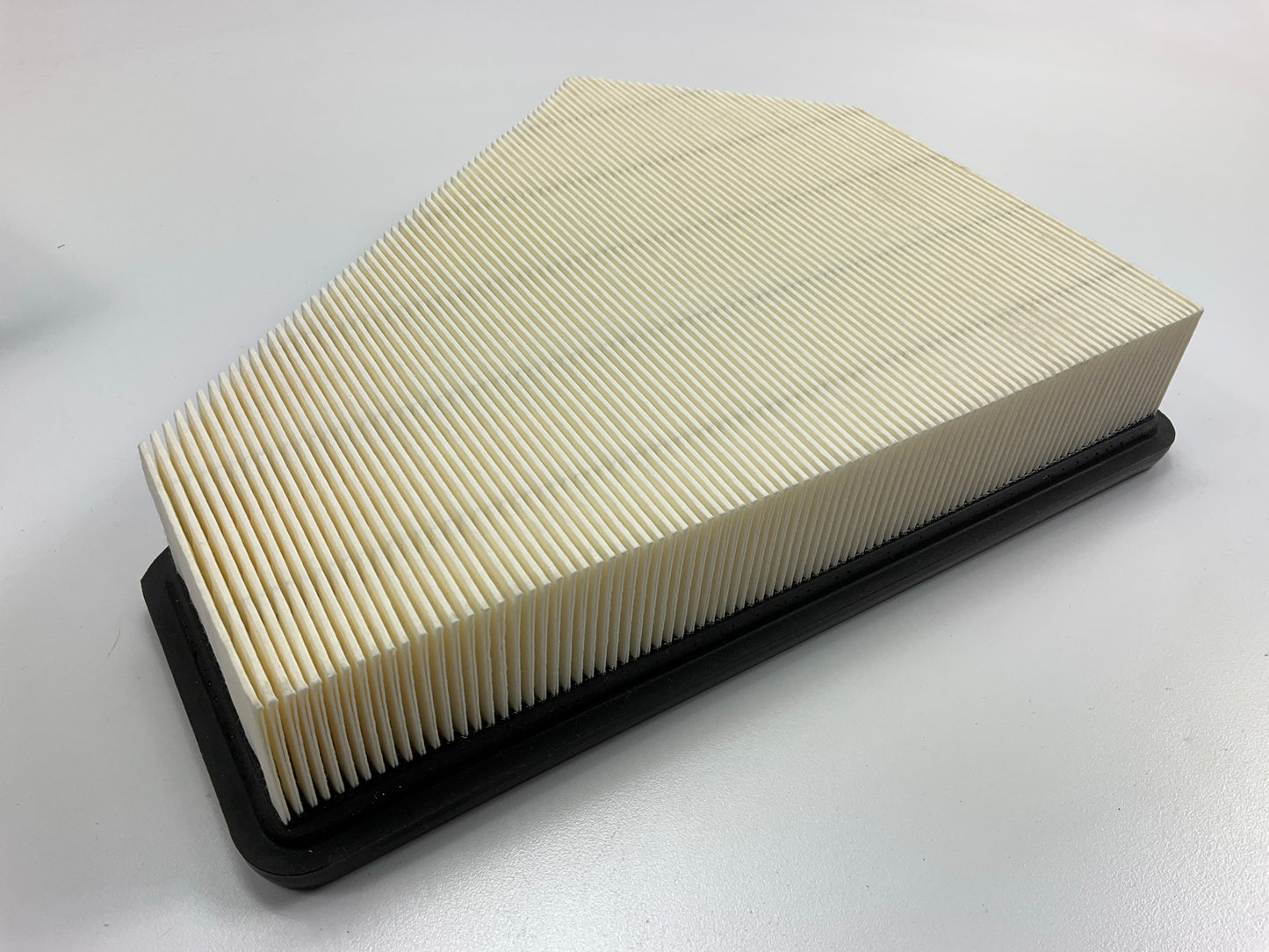 Carquest R83498 Engine Air Filter For 2008-2015 Cadillac CTS